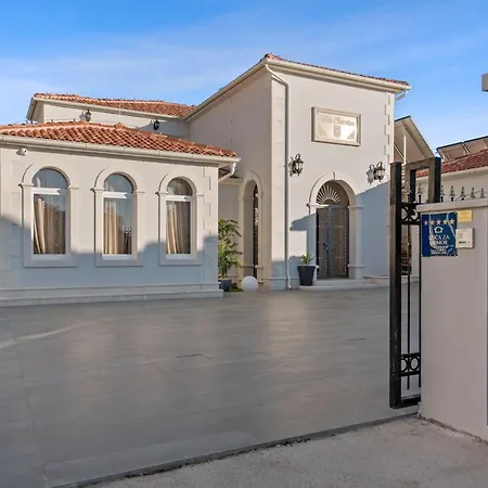 Villa Carolus Dalmatia *