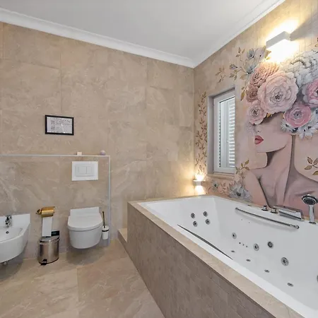 Carolus Dalmatia Villa