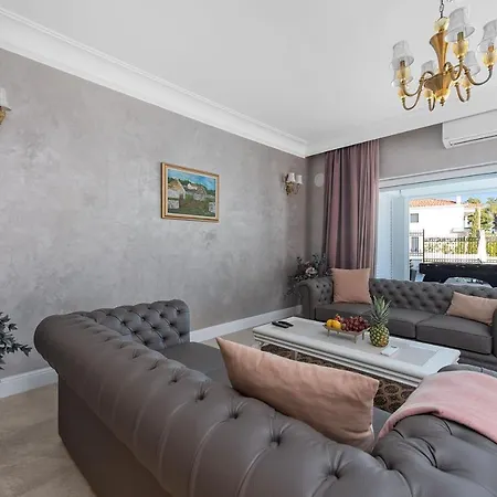 Villa Carolus Dalmatia