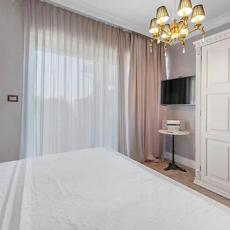 Carolus Dalmatia Villa