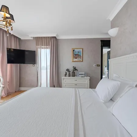Carolus Dalmatia Villa *